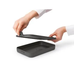 Brabantia Make & Take Lunchbox Plat Donkergrijs -Keukengoederen Winkel 102 2704 4 1