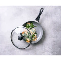 BK Easy Basic Hapjespan Met Deksel Ø28 Cm 6 BK Easy Basic Hapjespan Met Deksel Ø28 Cm -Keukengoederen Winkel 102 9019 3 1